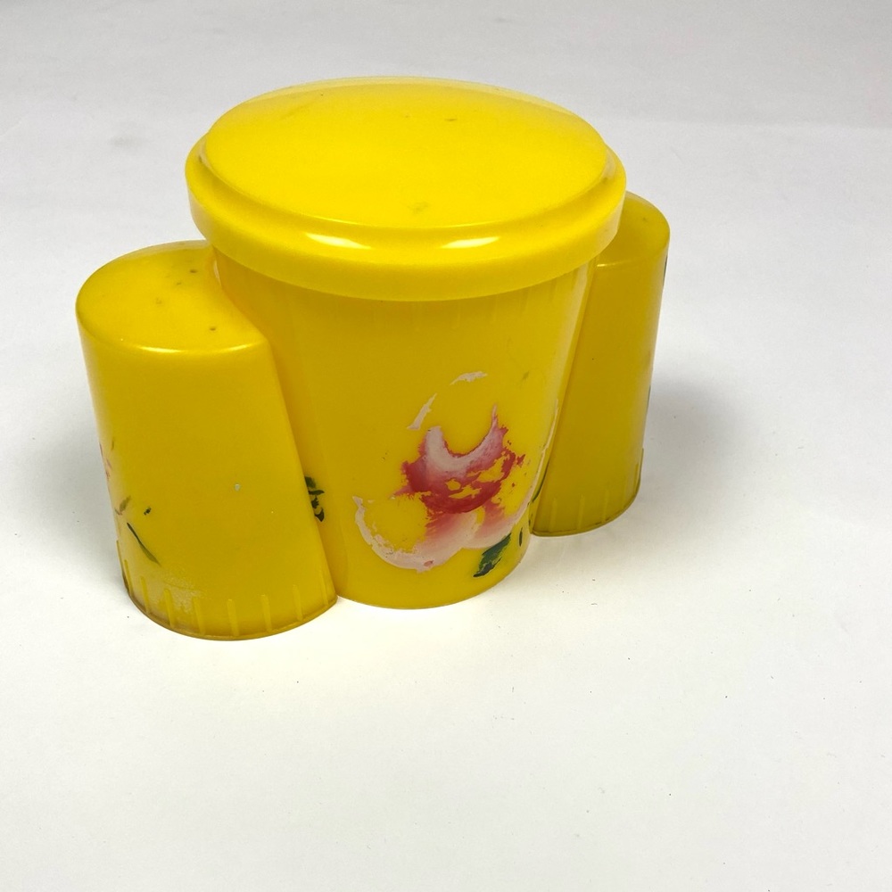 Vintage 50s Salt & Pepper & Canister Set